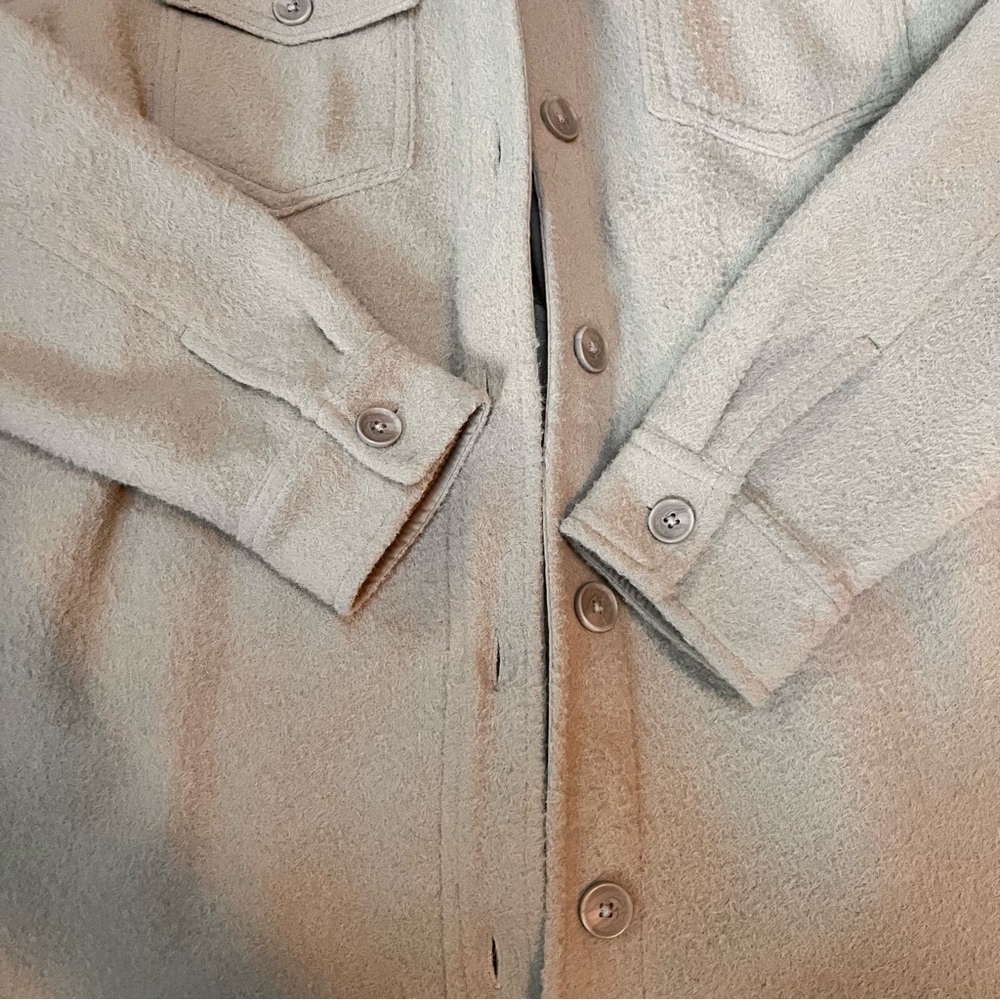 ♥️Host Pick♥️Mint green shacket size large - Picture 2 of 8